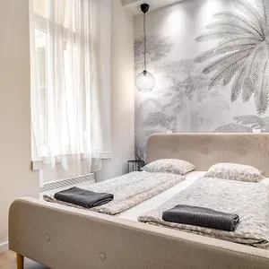Rákóczi 2 Bedroom Stylish Budapest